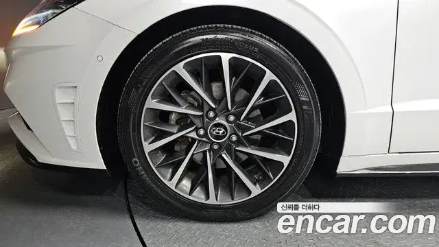 Hyundai Sonata Hybrid 2020 — ფოტო 13/20