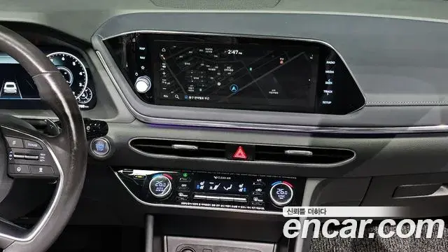 Hyundai Sonata Hybrid 2020 — ფოტო 17/20