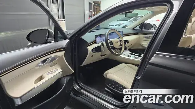 Genesis GV70 2024 — ფოტო 26/32