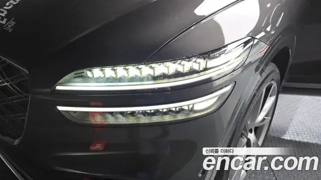 Genesis GV70 2024 — ფოტო 25/32