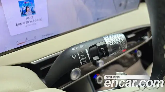 Genesis GV70 2024 — ფოტო 14/32