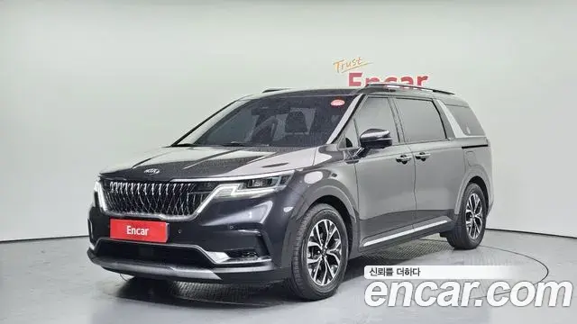 Kia Carnival 2021 — Фото 1/20