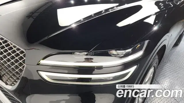Genesis GV70 2021 — Photo 23/32