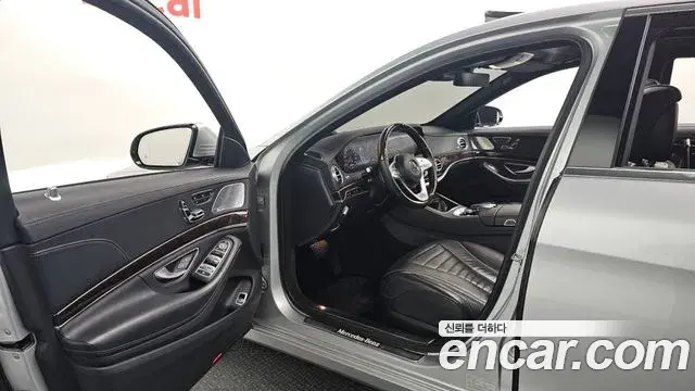 Mercedes-Benz S-Class 2018 — Photo 10/20