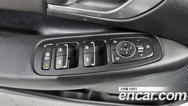 Hyundai Sonata Hybrid 2020 — Photo 9/20