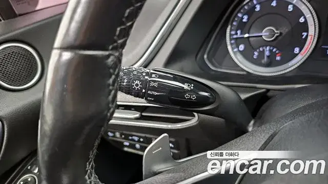 Hyundai Sonata Hybrid 2020 — Photo 17/20