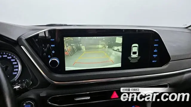 Hyundai Sonata Hybrid 2020 — Photo 11/20