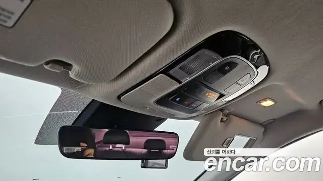 Hyundai Sonata Hybrid 2020 — Photo 14/20