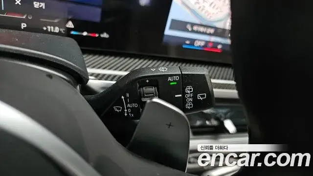 BMW X7 2025 — Photo 9/36