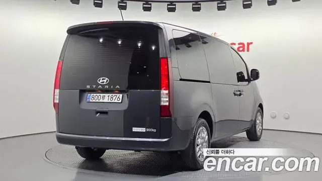 Hyundai Staria 2024 — ფოტო 7/20