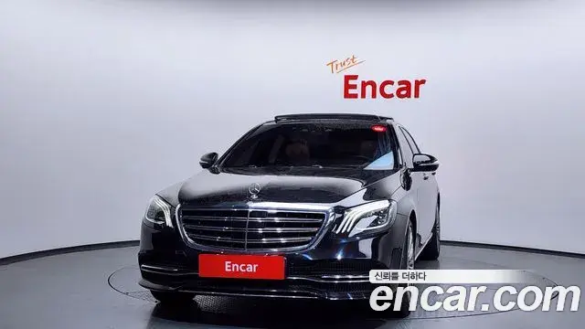 Mercedes-Benz S-Class 2019 — Photo 12/20
