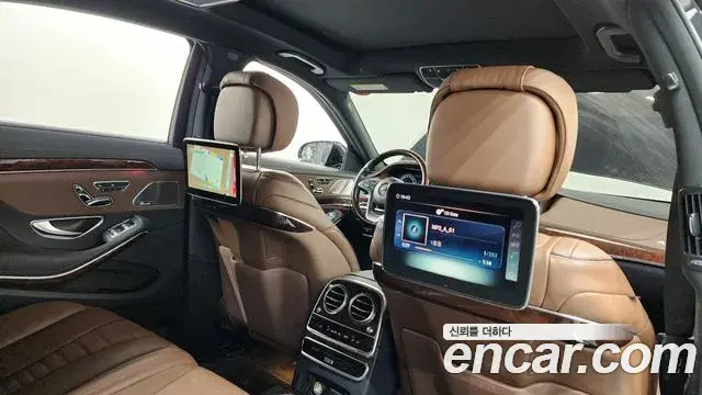 Mercedes-Benz S-Class 2019 — Photo 6/20