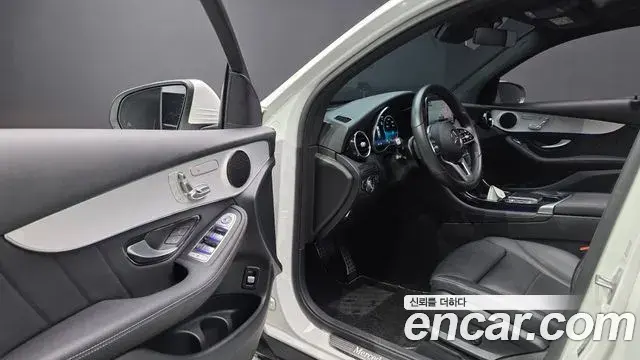 Mercedes-Benz GLC-Class 2021 — Фото 10/20