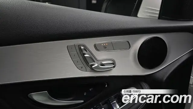 Mercedes-Benz GLC-Class 2021 — Фото 18/20