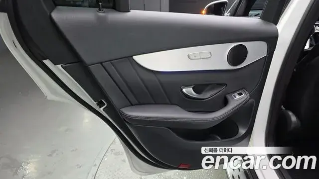 Mercedes-Benz GLC-Class 2021 — ფოტო 16/34