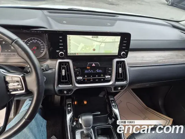 Kia Sorento 2021 — Фото 9/20