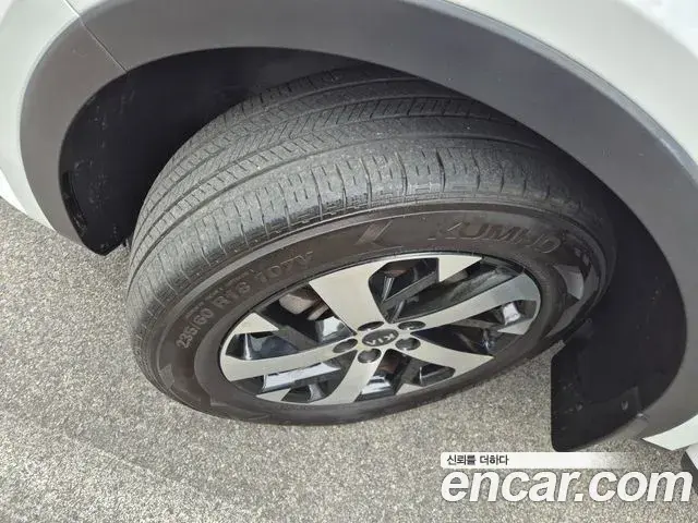 Kia Sorento 2021 — Фото 11/20