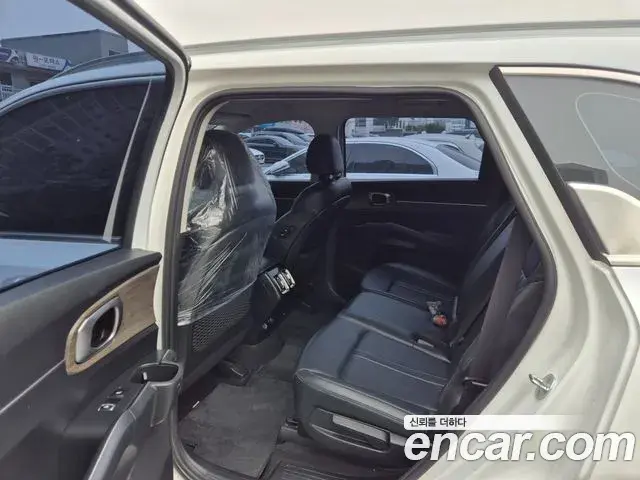Kia Sorento 2021 — Фото 16/20