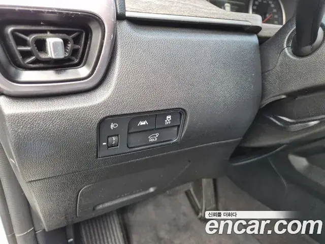 Kia Sorento 2021 — Фото 19/20
