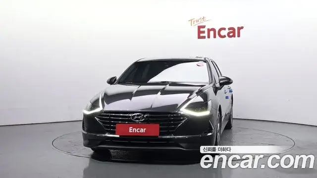 Hyundai Sonata Hybrid 2020 — Photo 13/20