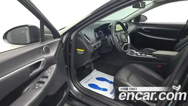 Hyundai Sonata Hybrid 2020 — Photo 15/20