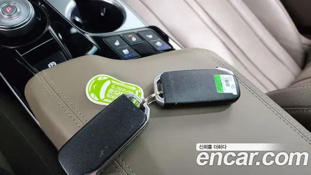 Kia K8 2022 — Şəkil 34/40