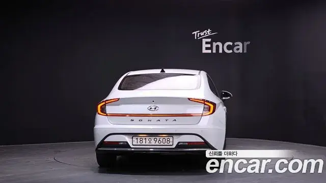 Hyundai Sonata 2019 — Фото 4/20