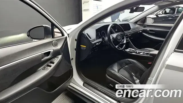 Hyundai Sonata 2019 — Фото 10/20