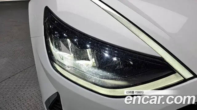 Hyundai Sonata Hybrid 2019 — Şəkil 32/32