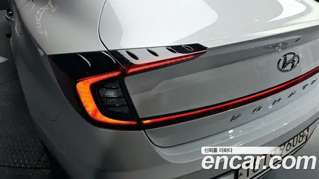 Hyundai Sonata Hybrid 2019 — Şəkil 19/32