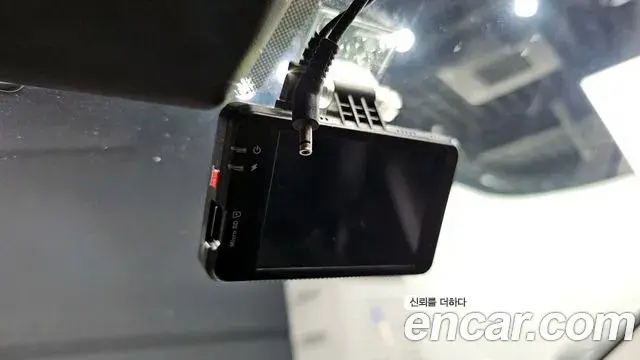 Hyundai Sonata Hybrid 2019 — Şəkil 16/32