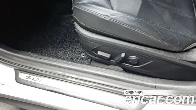 Hyundai Sonata Hybrid 2019 — Şəkil 21/32