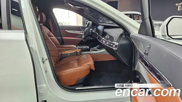 BMW 7 Series 2024 — ფოტო 16/30