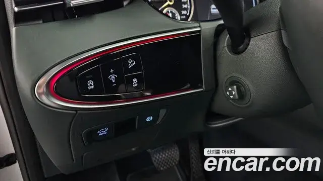 Genesis GV70 2021 — Photo 10/37