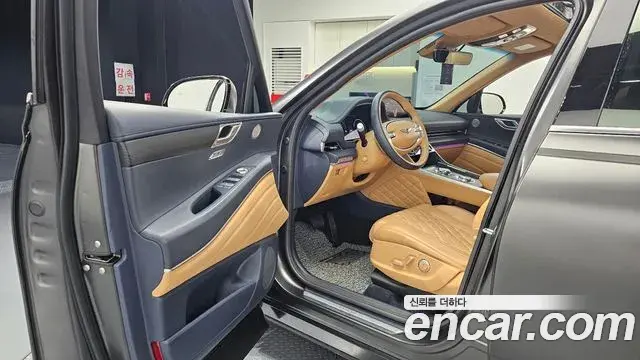 Genesis GV80 2023 — Şəkil 28/33