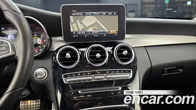 Mercedes-Benz C-Class 2018 — Şəkil 20/32