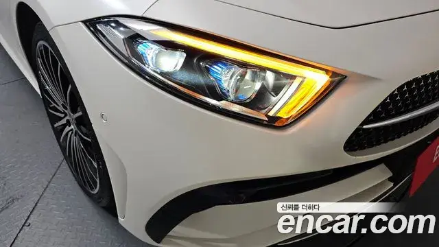 Mercedes-Benz CLS-Class 2022 — Photo 23/33