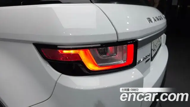 Land Rover Range Rover Evoque 2019 — ფოტო 17/31