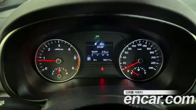 Kia Sportage The Bold 2019 — Photo 6/35