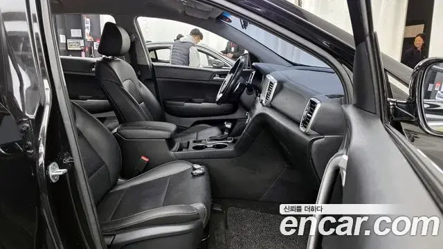 Kia Sportage The Bold 2019 — Photo 17/35