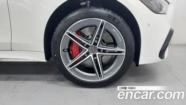 Mercedes-Benz AMG GT 2026 — Şəkil 9/20