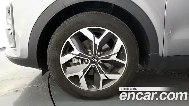 Kia Sportage The Bold 2018 — Şəkil 19/20