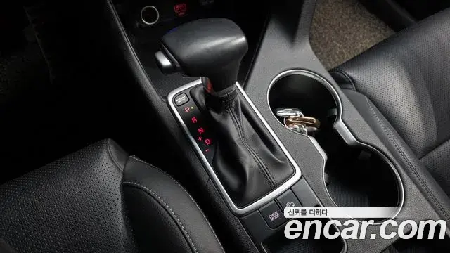 Kia Sportage The Bold 2018 — Şəkil 9/20