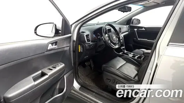 Kia Sportage The Bold 2018 — Şəkil 18/20