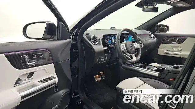 Mercedes-Benz GLA-Class 2021 — Şəkil 6/20