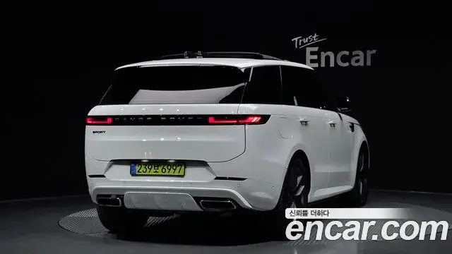 Land Rover Range Rover Sport 2025 — Şəkil 12/20