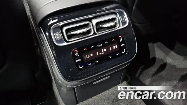 Mercedes-Benz S-Class 2021 — ფოტო 11/31