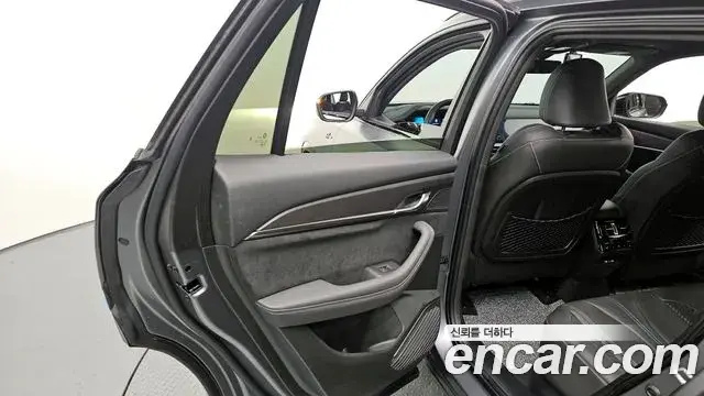 Renault Samsung Grand Koleos 2024 — Photo 6/32