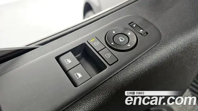 Hyundai Staria 2026 — Şəkil 12/31
