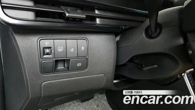 Hyundai Staria 2026 — Şəkil 22/31